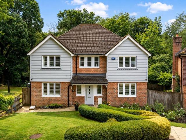 House for sale in Alderbrook, Cross In Hand
