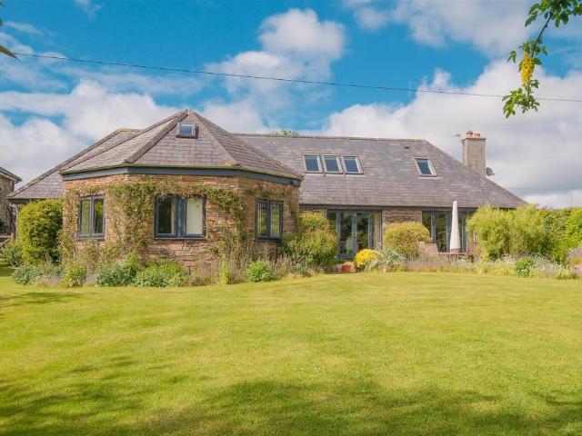 House for sale in Menheniot, Cornwall