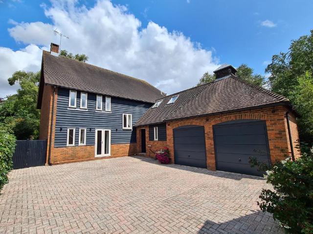 House for sale in Barton Stacey, Hampshire