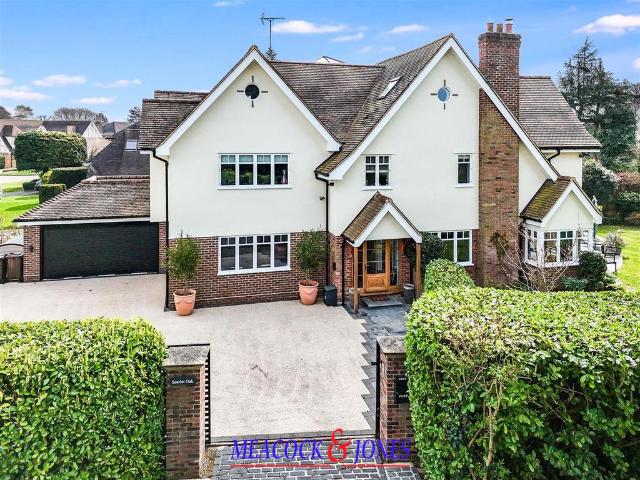 House for sale in Navestock Side, Essex