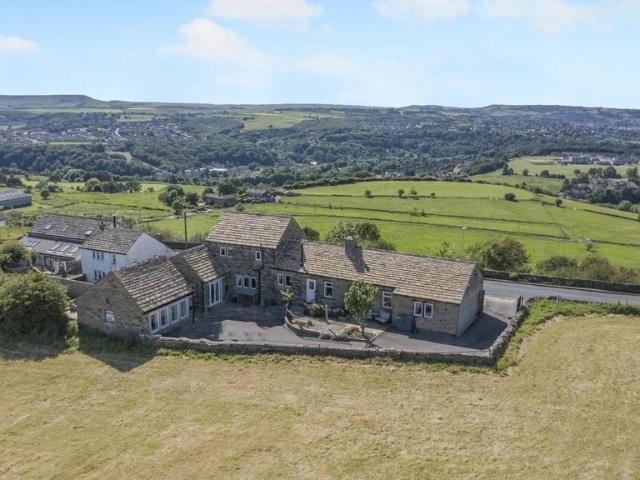 House for sale in West Yorkshire