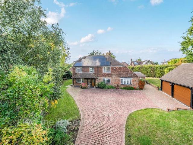House for sale in Sandown Park, Kent