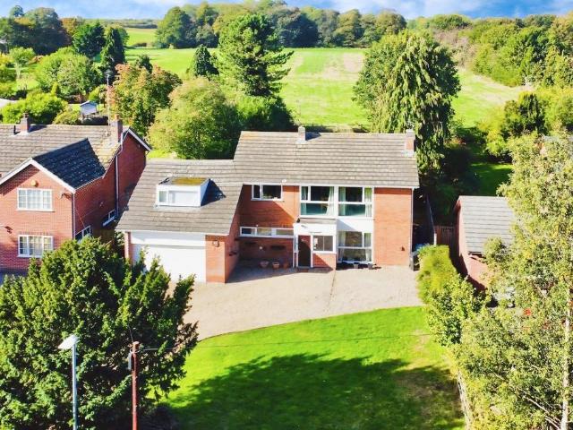 House for sale in Elmfield, Leicestershire