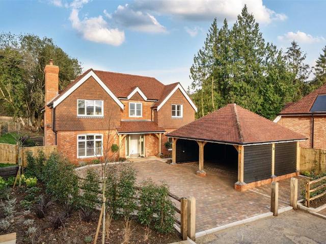 House for sale in Woolmer Hill, Fole