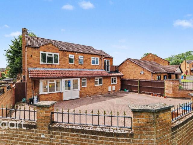 House for sale in Littleover, East Midlands