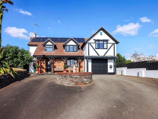 House for sale in Torpoint