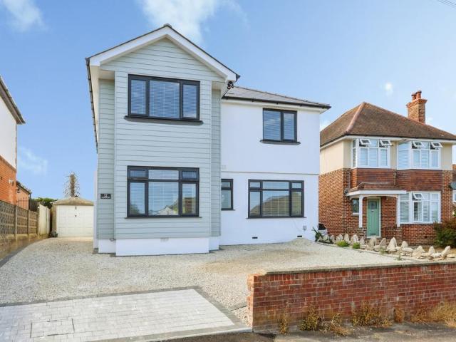 House for sale in Kinson, Bournemouth