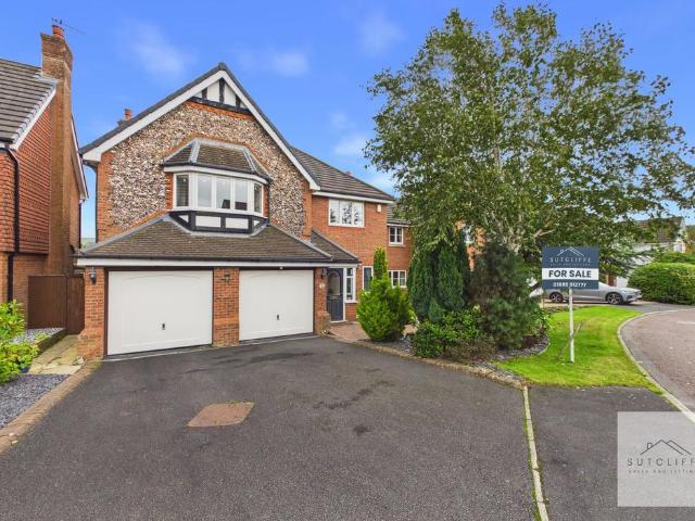 House for sale in Cabus, Lancashire