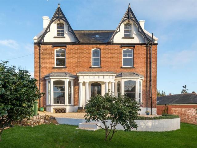 House for sale in Watergate, Devon