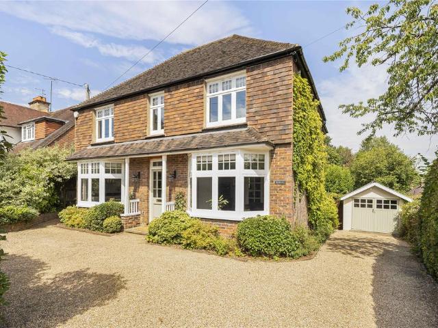 House for sale in Chiddingfold, Waverley