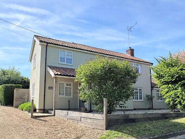 House for sale in Eastbridge, Suffolk