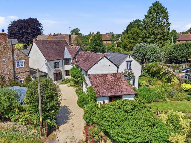 House for sale in Byfield