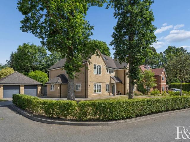 House for sale in Gerrards Cross, Denham