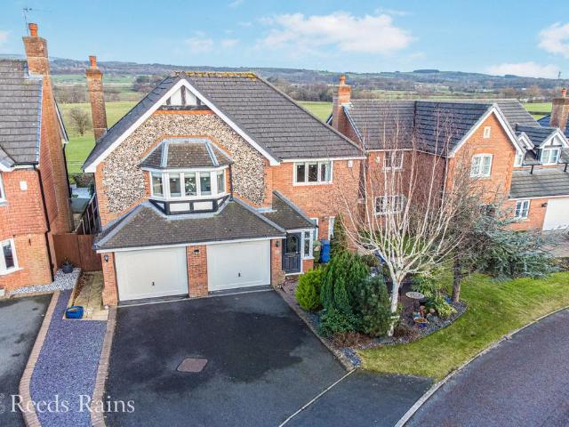 House for sale in Cabus, Lancashire