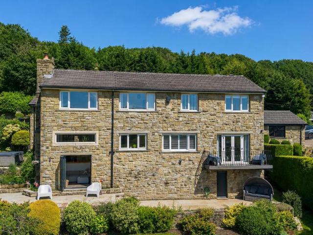 House for sale in Holme Valley, Holmfirth