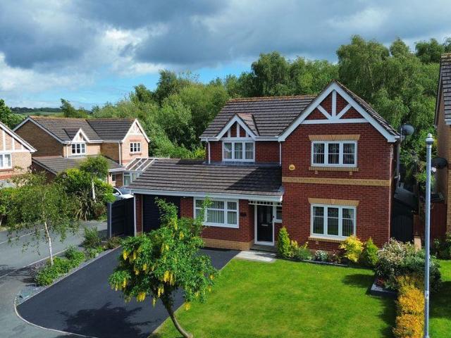 House for sale in Old Colwyn, Wales