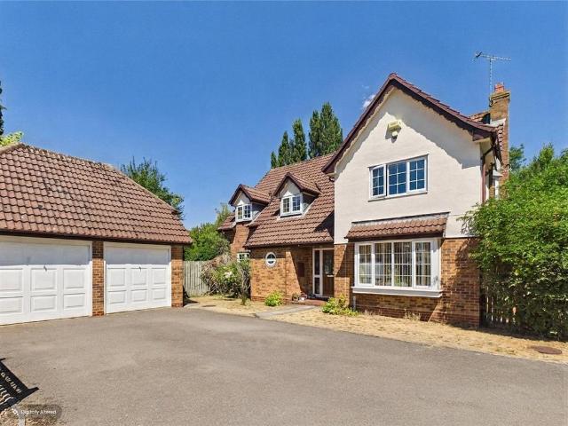 House for sale in Charvil