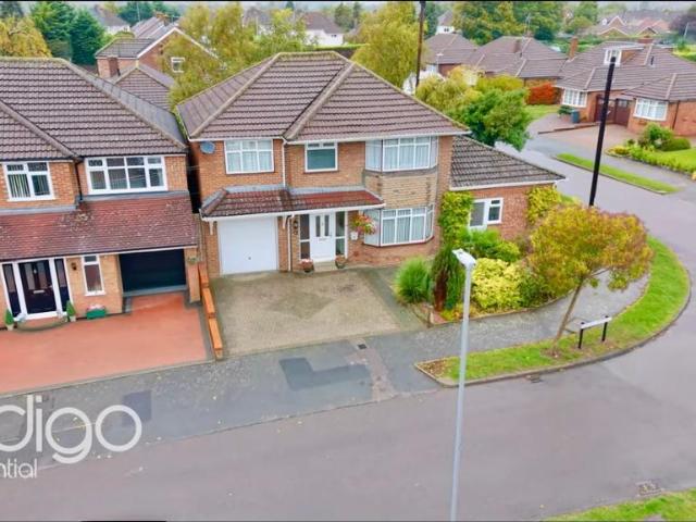 House for sale in Warden Hill, Luton