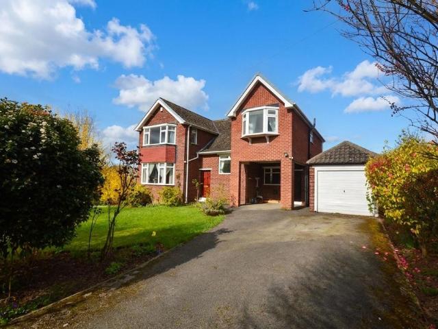 House for sale in Herringthorpe, South Yorkshire