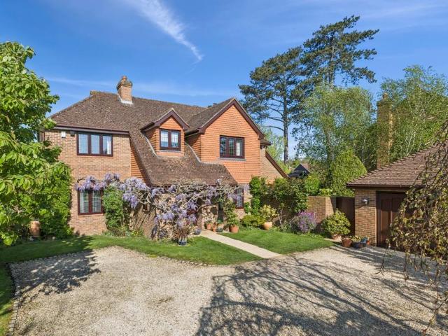 House for sale in Farnham Common, Buckinghamshire