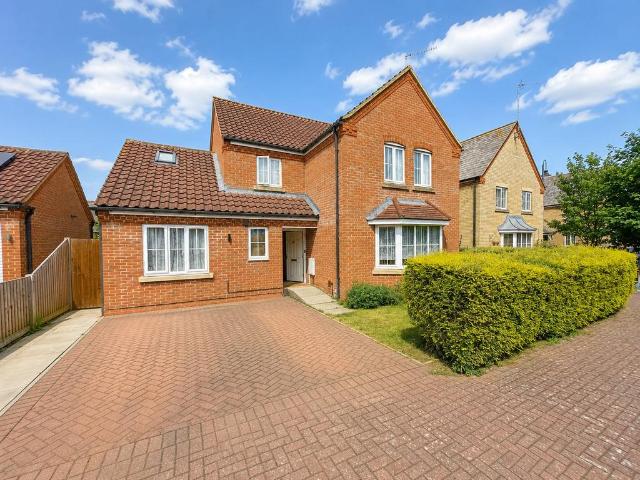 House for sale in Hampton Hargate, Peterborough