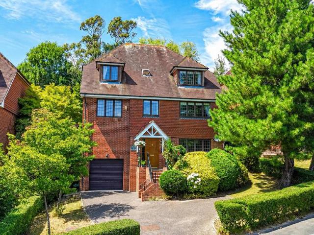 House for sale in Guestling Green, East Sussex