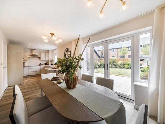 House for sale in Oakley Green, Bray