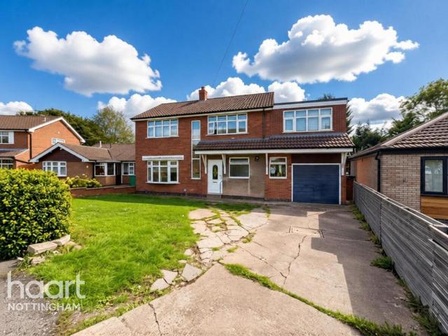House for sale in Wollaton, City of Nottingham