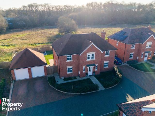 House for sale in Charvil