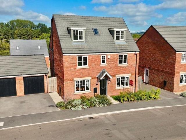 House for sale in Stone, Baswich