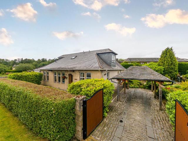 House for sale in Bothwell, Scotland