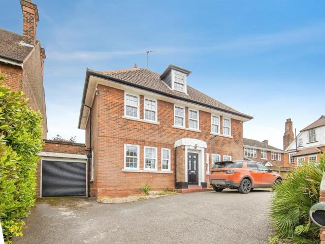 House for sale in Maidenhall, Key Street