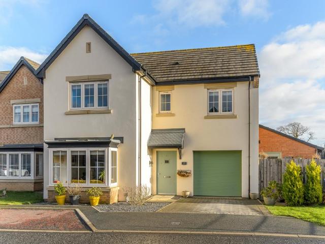 House for sale in Longframlington, Northumberland