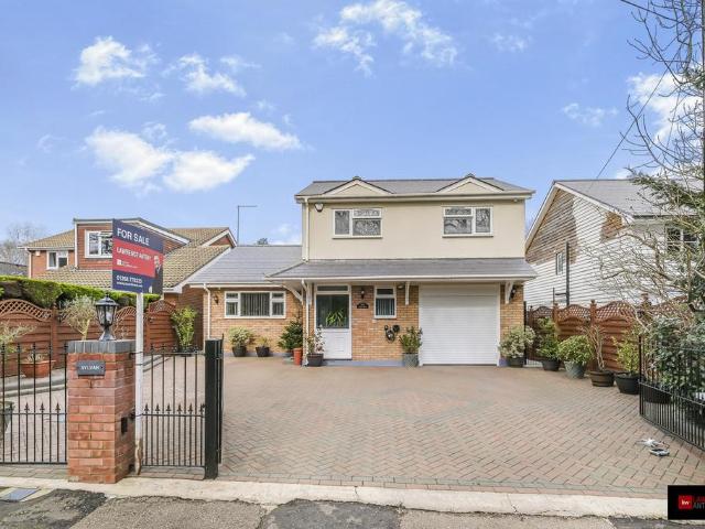 House for sale in Langdon Hills, Essex