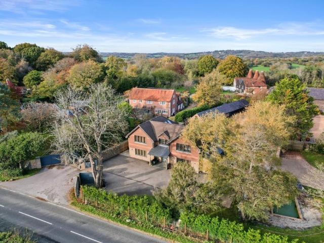 House for sale in Hadlow Down, Cross In Hand