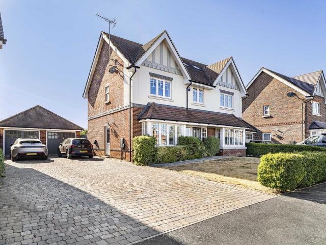 House for sale in Wood End, Five Acres