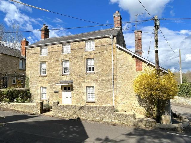 House for sale in Evershot, Oxfordshire