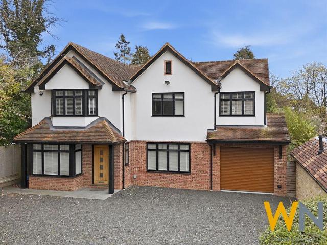 House for sale in Navestock Side, Essex