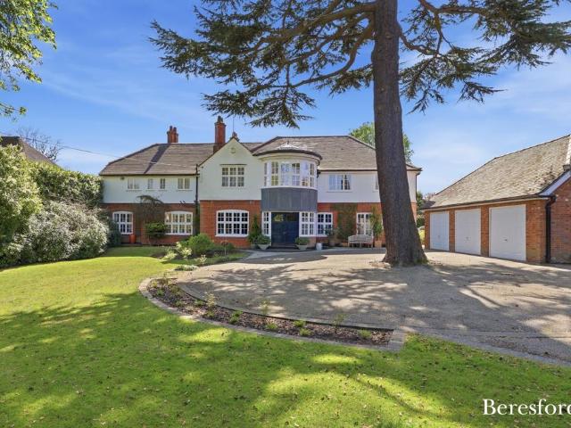House for sale in Hutton, Navestock Side