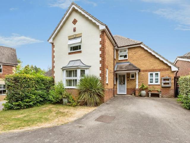 House for sale in Glynde, West Sussex