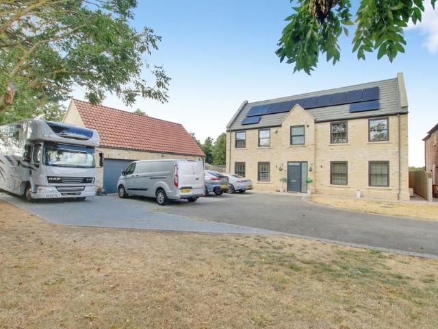 House for sale in Doddington, Four Gotes