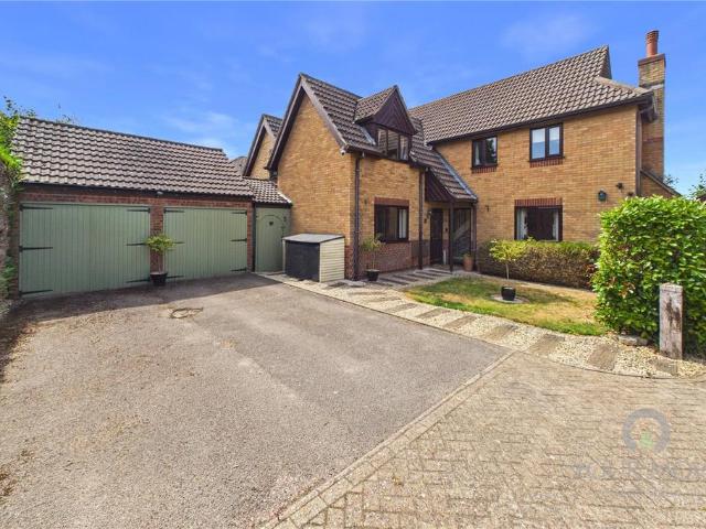 House for sale in Northamptonshire