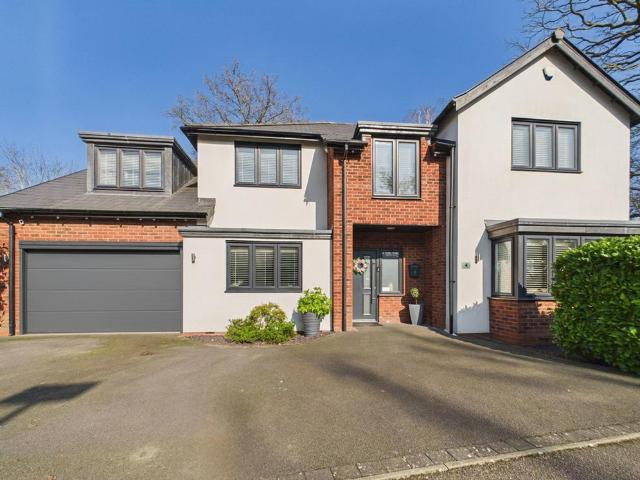 House for sale in Walmley, Sutton Coldfield