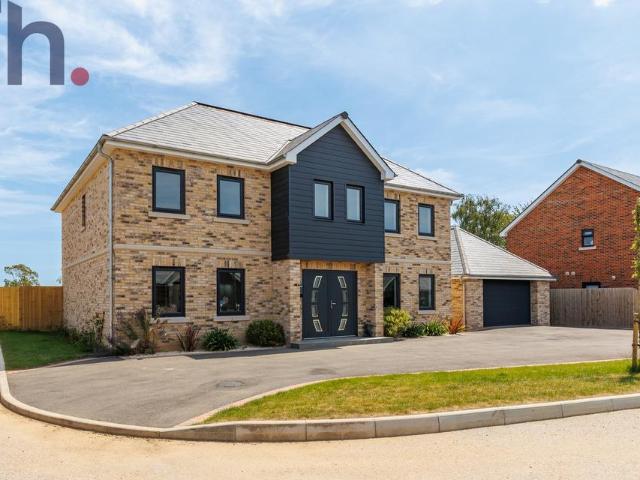 House for sale in Wootton Bridge, Isle Of Wight