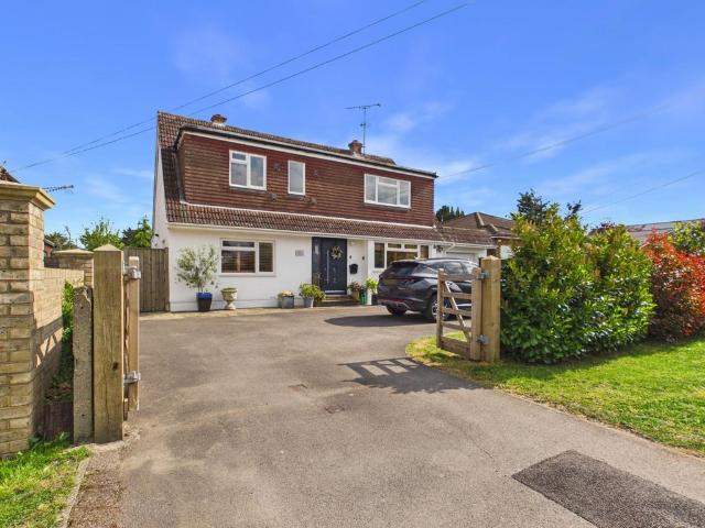 House for sale in Wraysbury