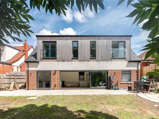 House for sale in Broomhill, Feckenham