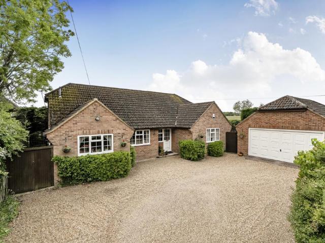 House for sale in Burghfield, West Berkshire