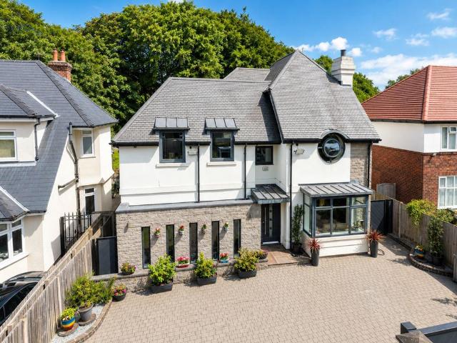 House for sale in Woolton, Calderstones