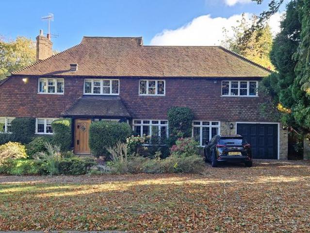 House for sale in Moor Park Estate, Three Rivers