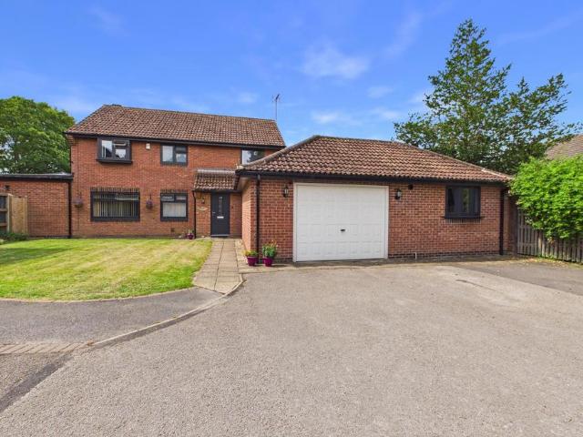 House for sale in Alverton, East Midlands
